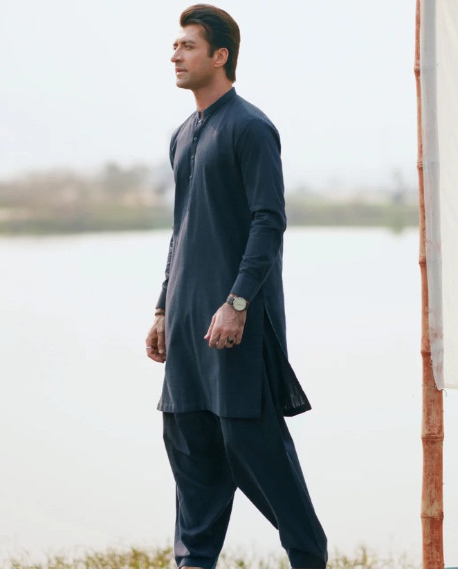 Men Shalwar kameez blue colour size 2pcs