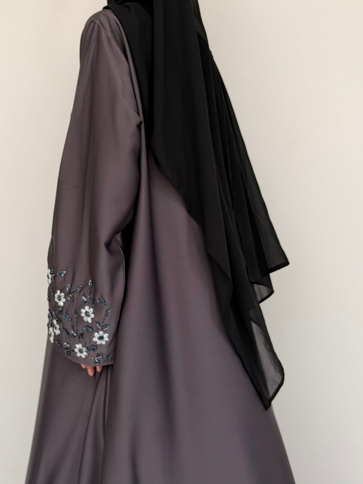 Noore Abaya-Gray Soft, flowy & breathable